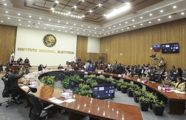 Halla INE errores en listado de candidaturas al Poder Judicial