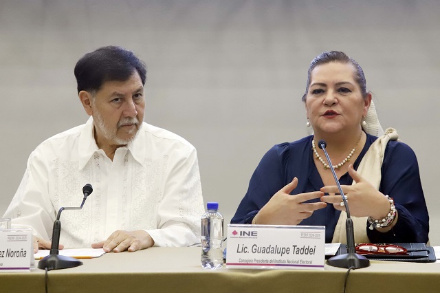 INE culpa a Fernández Noroña de errores en listado de candidaturas a elección judicial