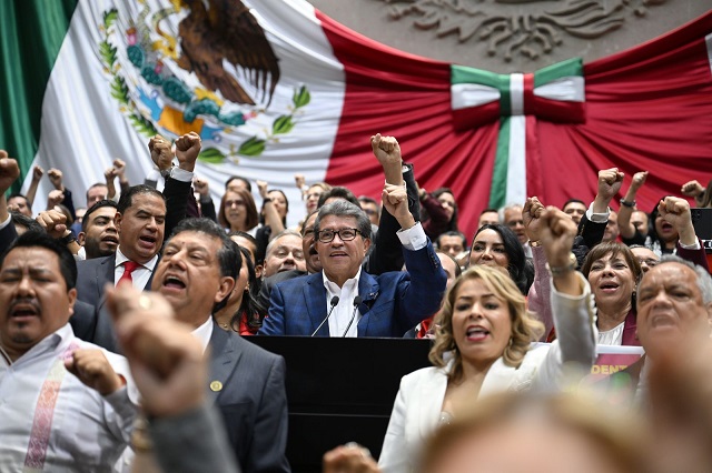 La decisión dAplicación de aranceles a México grosera, brutal y violatoria, señala Monreal