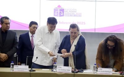 Senado entrega al INE listados de candidaturas para la renovación del Poder Judicial de la Federación