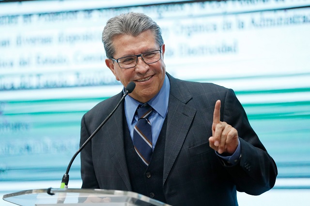 Rechaza Monreal traición a Sheinbaum