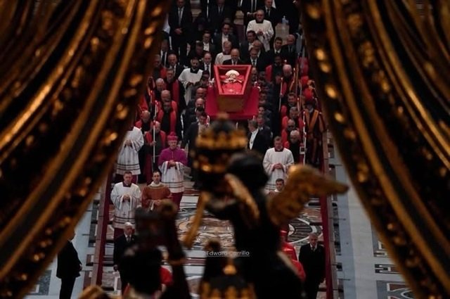 Cónclave comenzará tras cierre de las ‘Novendiales’, luego del 4 de mayo