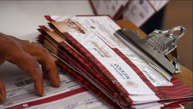 Programas sociales, el yugo electoral de muchas personas