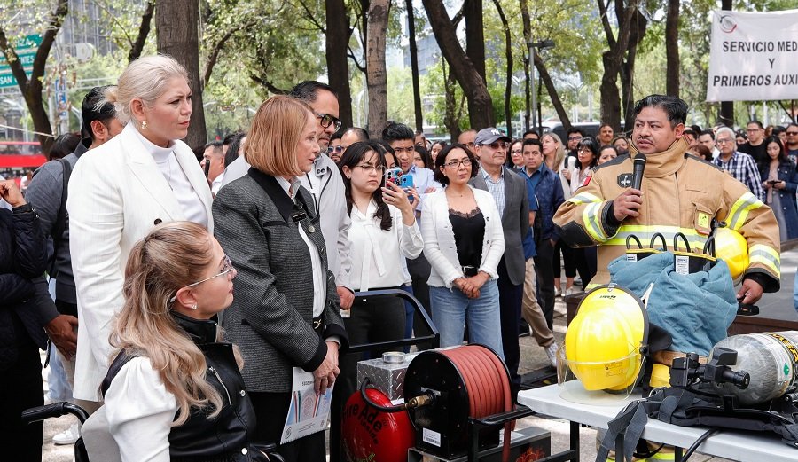 Participa el Senado de la República en el Simulacro Nacional 2025; mil 200 personas evacuaron las instalaciones