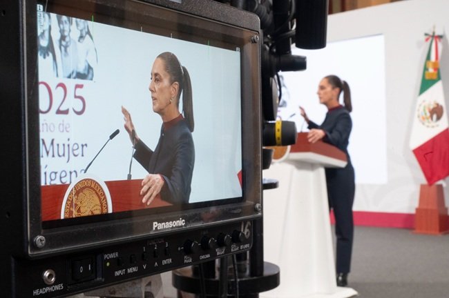 Investiga FGR a empresarios de EU por vínculos con ‘huachicol’ fiscal: Sheinbaum