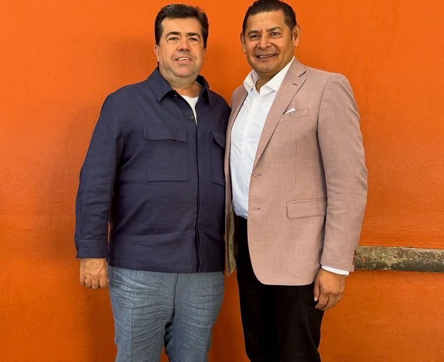 Encuentros estratégicos realiza Haces Barba