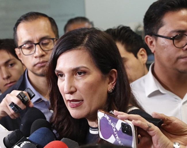 No habrá vía rápida en la discusión de la Ley de Amparo: Kenia López Rabadán