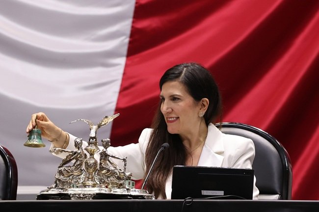 Solicita López Rabadán comisión plural de diputados en el Cuarto de al lado para revisión del T-MEC