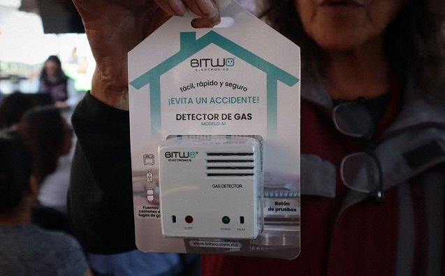 GOBIERNO CAPITALINO ENTREGA 10 MIL DETECTORES DE GAS EN 45 UH DE LA CIUDAD DE MÉXICO