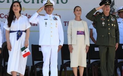 Asiste Kenia López Rabadán a ceremonia por la Consolidación de la Independencia de México en el Mar