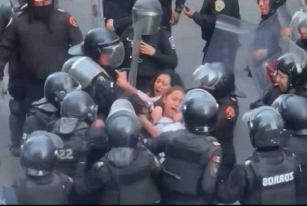 Condenan legisladores de oposición silencio de la CNDH como de la local sobre actos de represión a civiles en marcha de la GZ