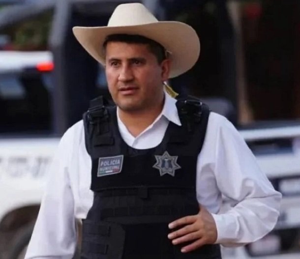 Carlos Manzo y el enredo de los grandes crímenes