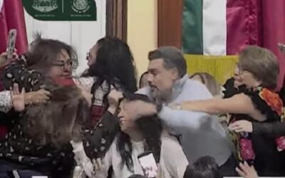 Diputadas del Congreso CDMX se jalan el cabello durante discusión de reforma en transparencia