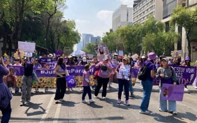 CDMX se pinta de morado: mujeres marchan por el 8M para exigir igualdad, respeto y justicia