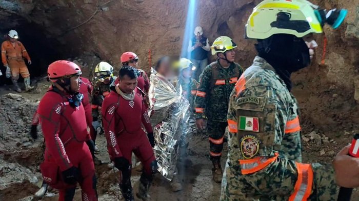 Localizan con vida a un segundo minero en Sinaloa; continúan labores de rescate pese al nivel del agua
