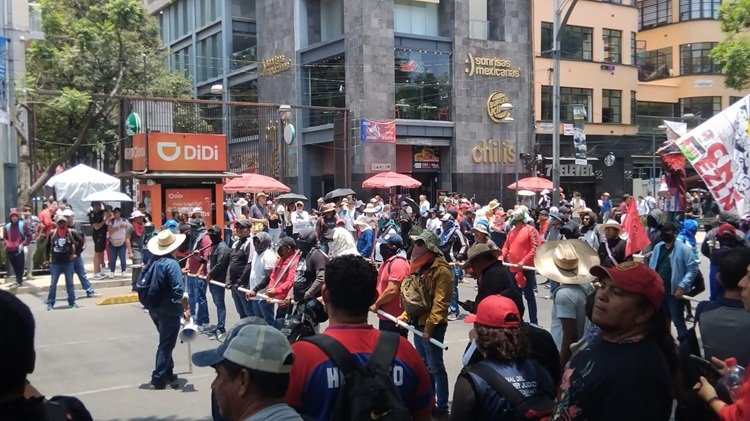 El burócrata de contención no represiva en la media