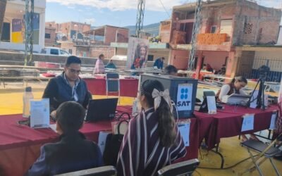 SAT despliega Oficina Móvil en 22 estados