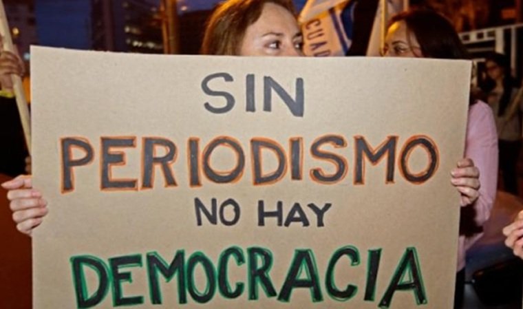 El periodismo un factor para la democracia