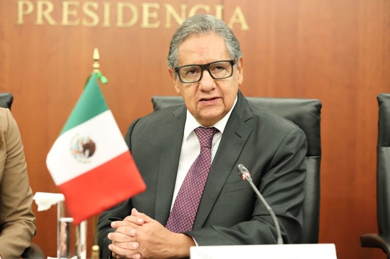Comparecencias fueron acordadas con todos los grupos parlamentarios, subraya Higinio Martínez