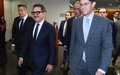 La soberanía no se negocia ni se subordina a nadie: Roberto Velasco en el Senado