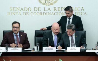 IPN y Senado firman convenio para promover la formación y actualización de legisladores y servidores públicos